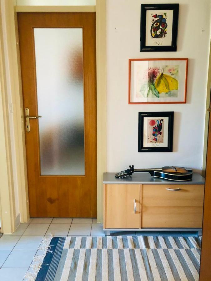Beautiful Apartment With Balcony Pula Exteriör bild